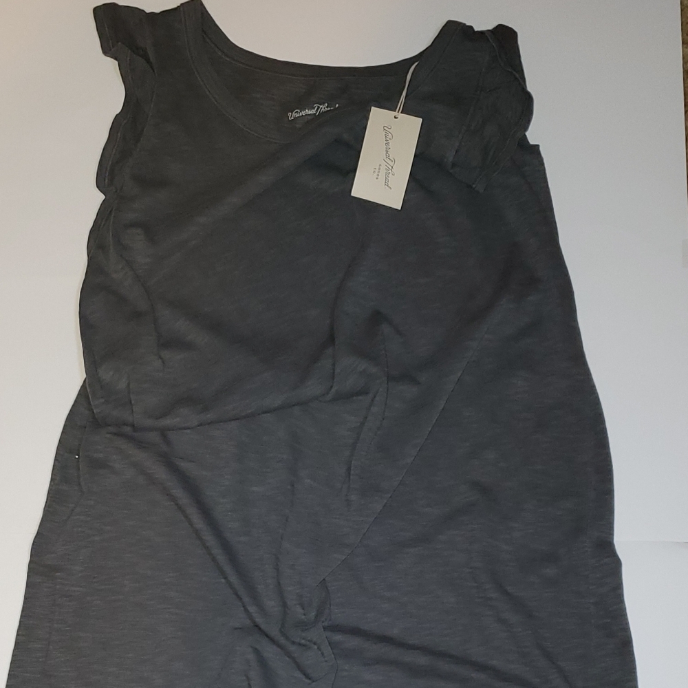 Universal threads dress
